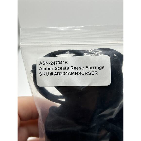 Amber Sceats 24K Gold Plated Reese Sculptural Nugget Style Earrings NWT - Picture 10 of 12